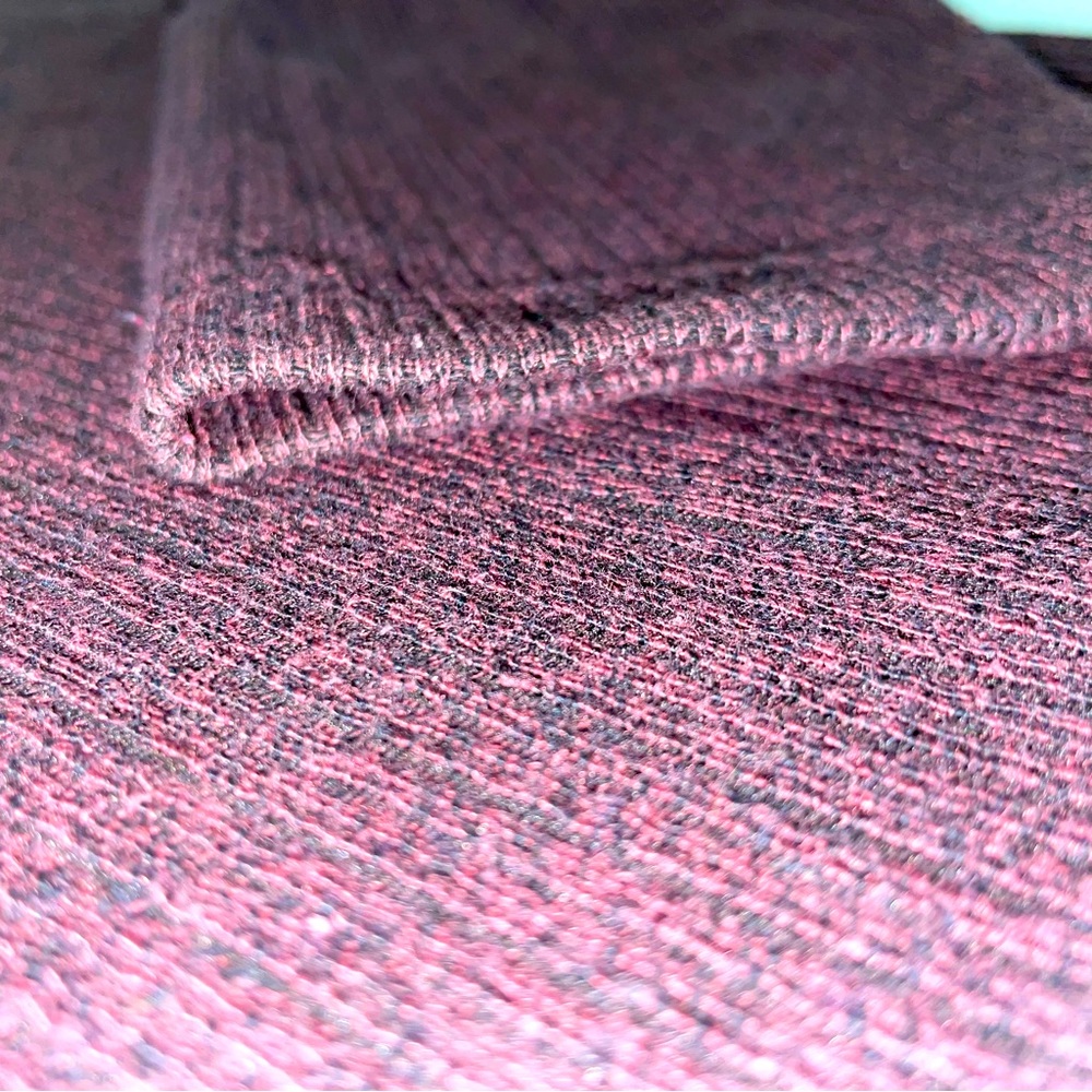 Haggar Burgundy Ribbed Layered V-Neck Long Sleeve Shirt (L) - Picture 5 of 6